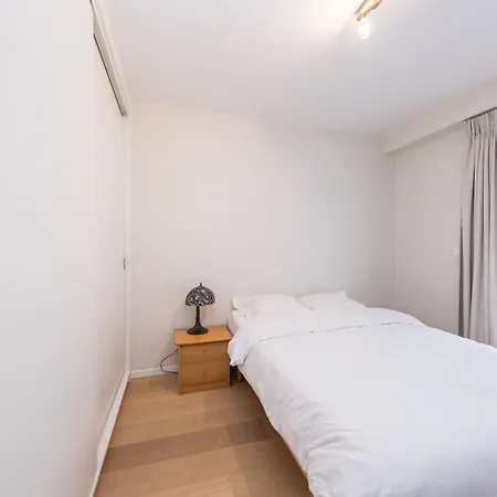 Rustig Gelegen Te Oostende/middelkerke Appartamento *