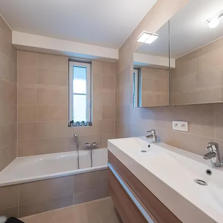 Apartamento Rustig Gelegen Te Oostende/middelkerke