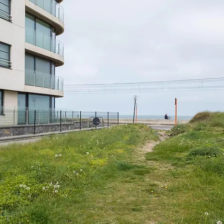 Appartement Rustig Gelegen Te Oostende/middelkerke *